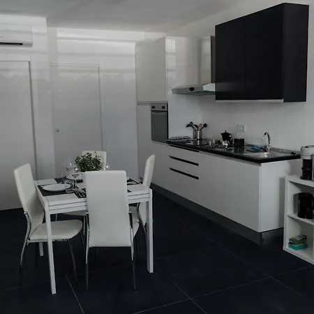 Domus - Catullo - Apartament