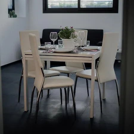 Domus - Catullo - Apartment Bari